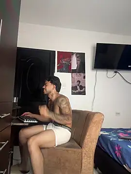 Kenny_romano webcam