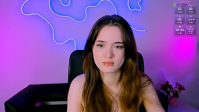 liana_kisses webcam