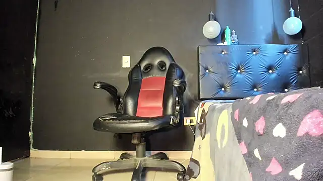 FuckHardlove webcam