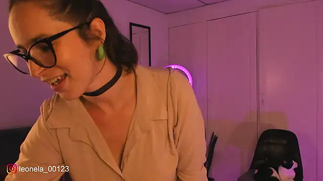 cuddlingbunny webcam