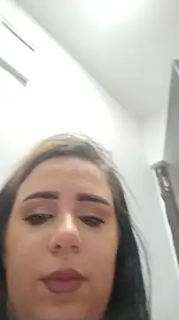AdelinaJude webcam