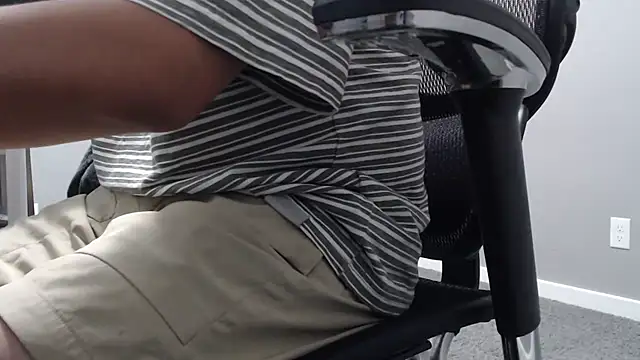 OfficeBoy_M webcam