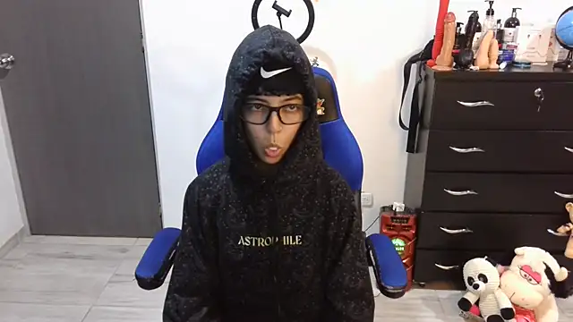 thomascooper7 webcam