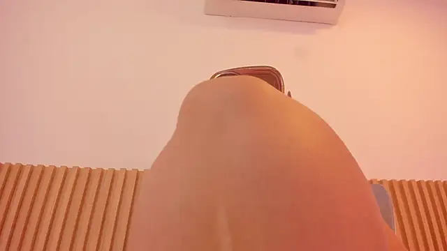 OliviaSweett webcam