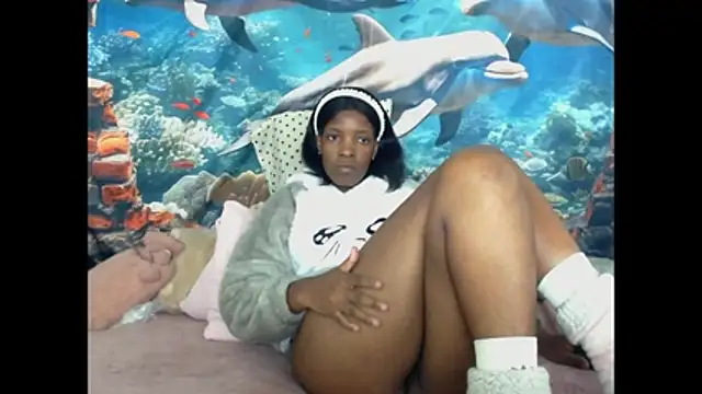 AfricanBarbiee69 webcam