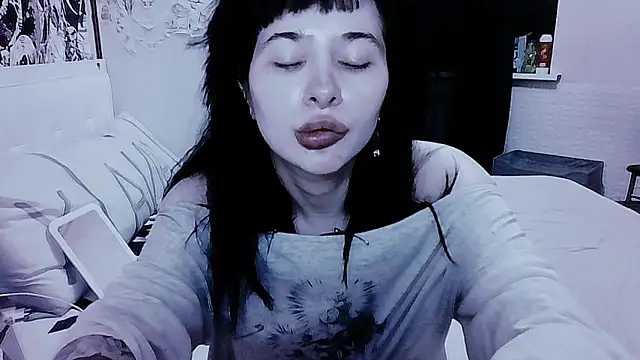 AllisonDeetz webcam