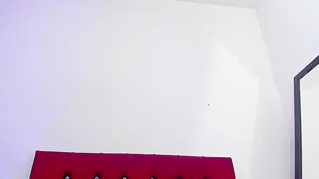 Katty_West webcam
