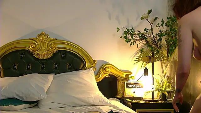 DianaBellaRoze webcam