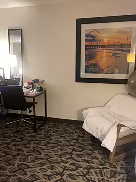blonDDbombsheLL99 webcam