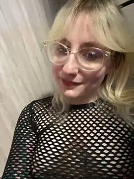 xp_blondie webcam