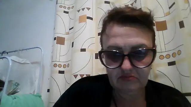 ErikaXShine webcam