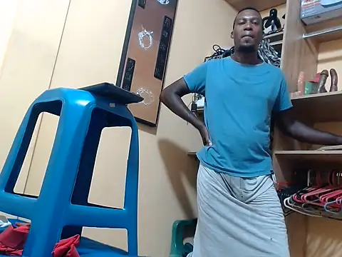 kurtbigcock webcam