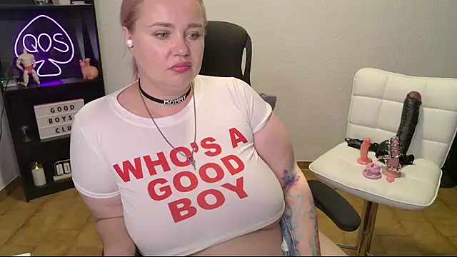 MargotGrey webcam