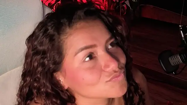 loly_marce webcam