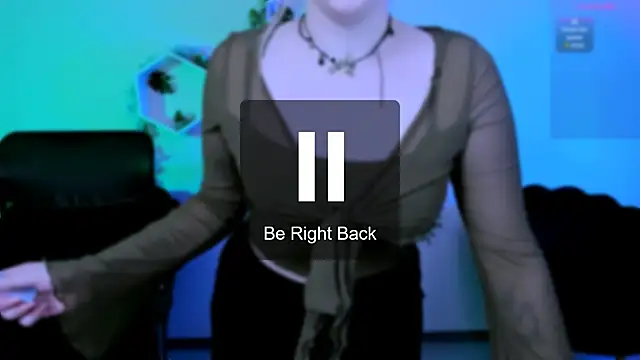 luna_berryy webcam