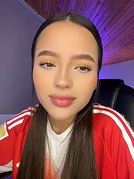 Sofia18_pinkk webcam