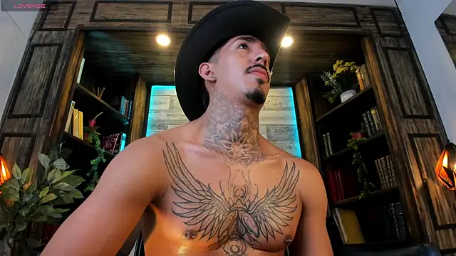 Donovan_Desmond webcam