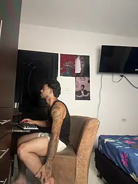 Kenny_romano webcam