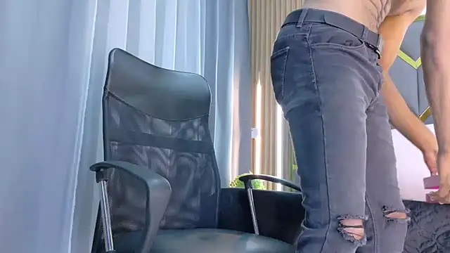 Oliver_bigblack_cock webcam
