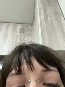 virusDoll webcam