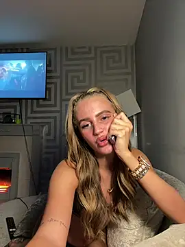 Exotic-Elsie webcam