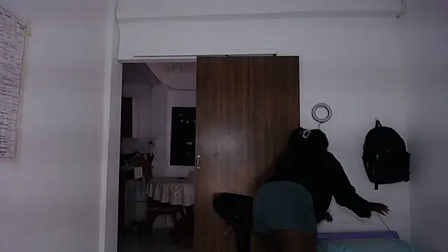 yselahot webcam