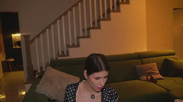 Alyonaqueen_ webcam