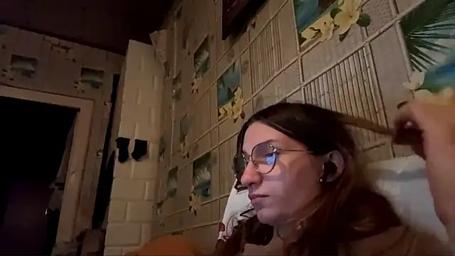 SparkleJebb webcam