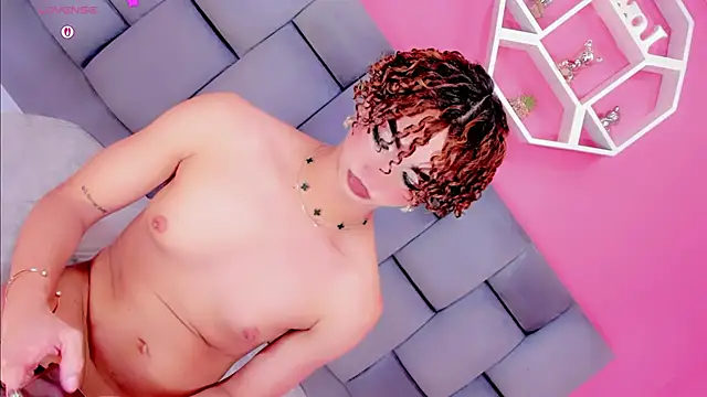Nauthy_girl webcam