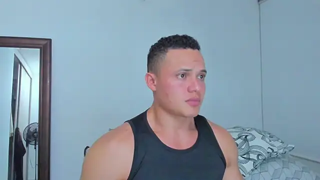 KingLevi01 webcam