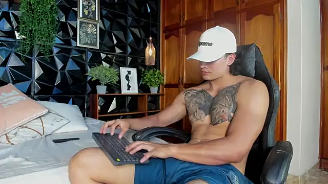 elliot_colton webcam