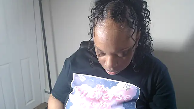 Sexymona1218 webcam
