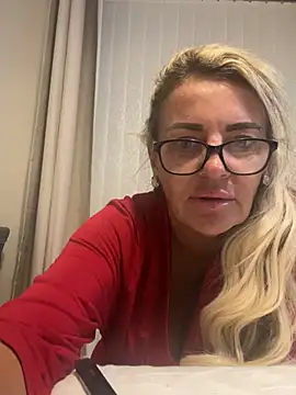 hotmilf66 Hottest Webcams
