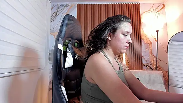 Ela_Maxwell_ webcam