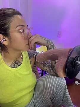 _antonella_dreamss webcam