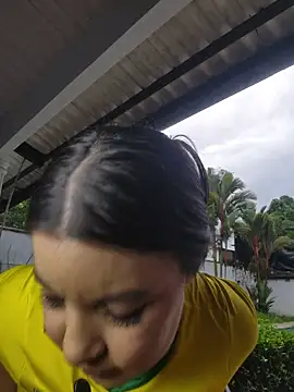 Pretty_Julieta webcam