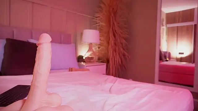 curvyliciousss webcam