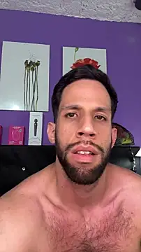 karim_mansur's live room