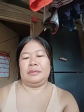 Lovelywoman43 webcam