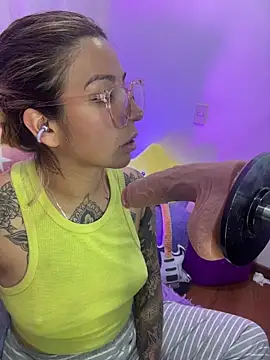 _antonella_dreamss webcam