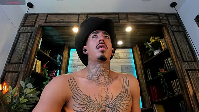 Donovan_Desmond webcam