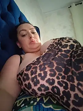 AMYRA_HOT webcam
