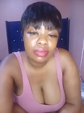 Luciouslips00 webcam