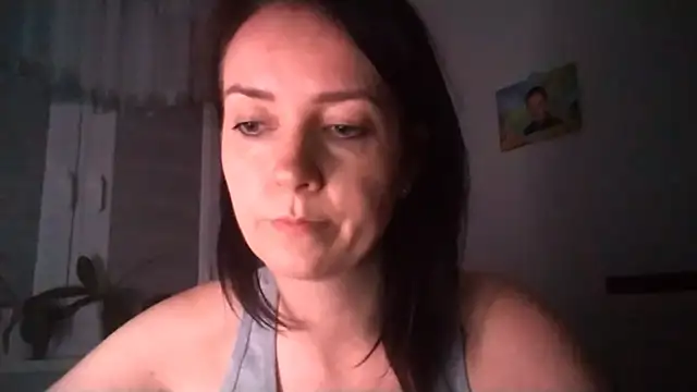 JenniferAlone webcam