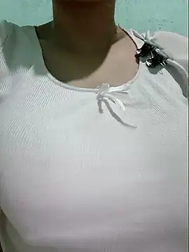 Shine_Mai webcam