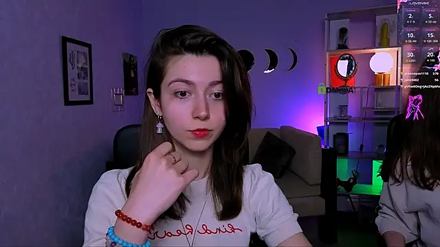 kitniss_dreamy webcam