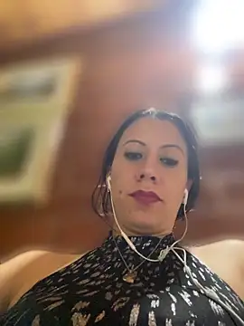 HeyAmaraa webcam