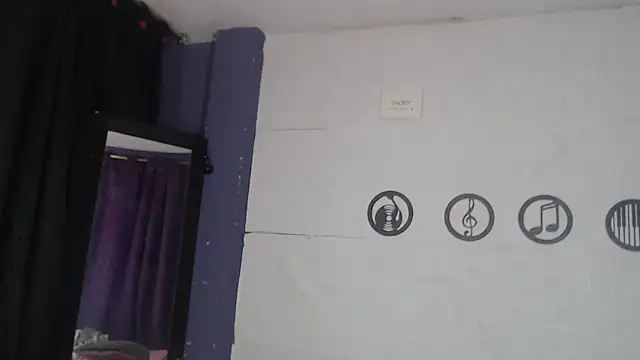skinny_Yizz webcam
