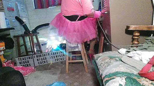 tgirljillforbbc live cam on StripChat