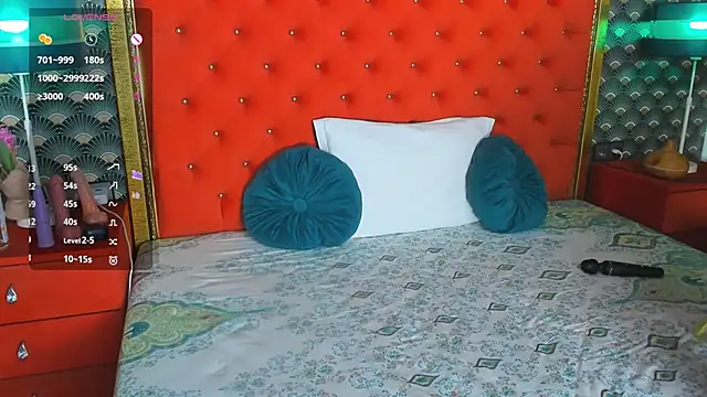 VallerieJones webcam